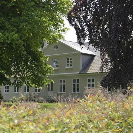 Store Ejlstrup Bed & Breakfast Odense Eksteriør bilde